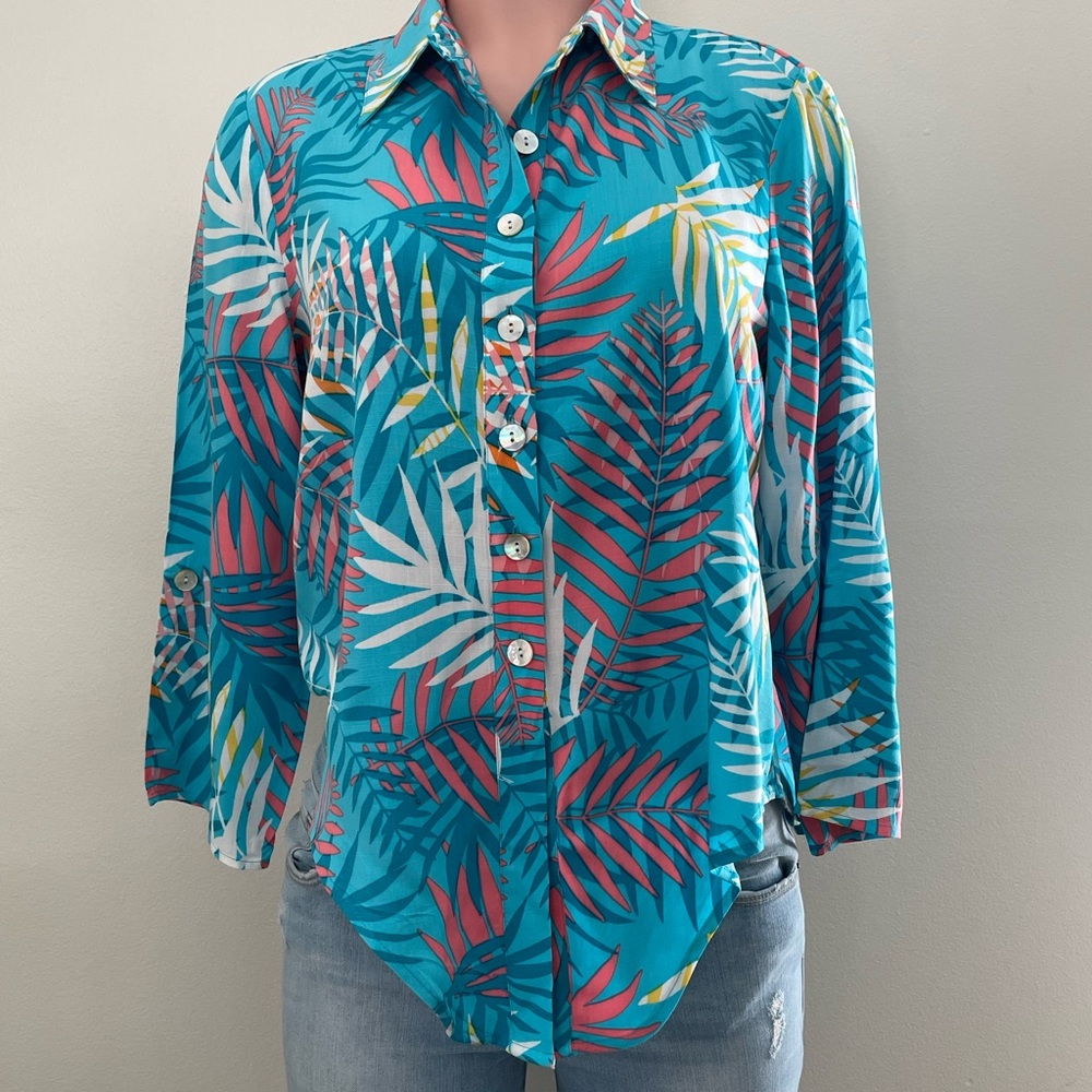 Ruby Rd. Blue and White Button Down Shirt with Notched Collar